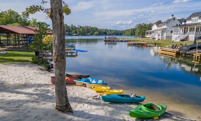 Dadeville House | Waterfront Paradise on Lake Martin: Family-Friendly Retreat
