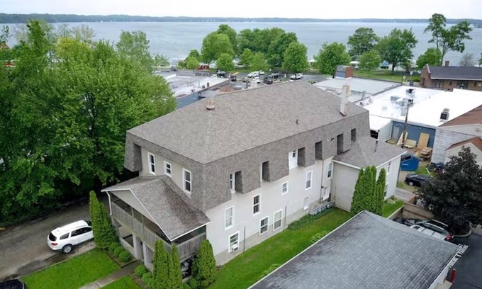 Culver House | Lake Max Penthouse: Historic 5-Bedroom Family Haven with Lake Views!