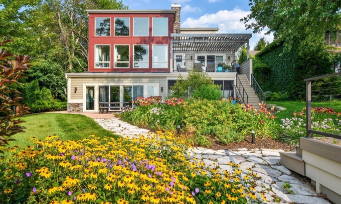 Monona House | Relaxing Lake Monona Home with Indoor Pool & Capitol Views