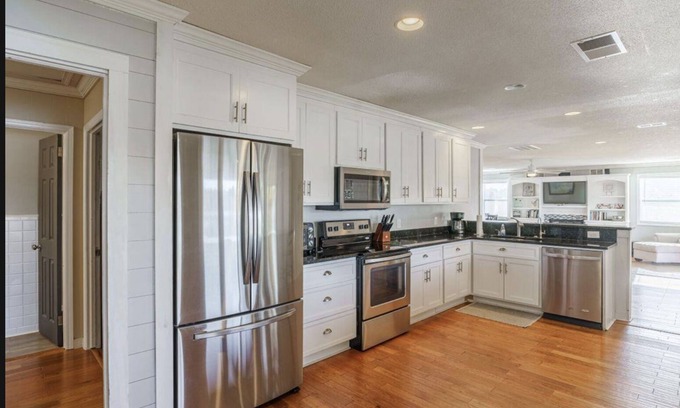 Chapin House | Lake Murray Lakefront Home with Private Dock & Kayaks