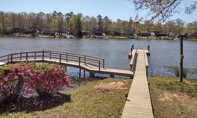 Lexington County House | Lake Murray-Large Family Vacation Home!