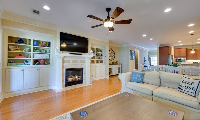 Lake Oconee House | Charming Lake Oconee Retreat with Patio, Grill & Fire Pit