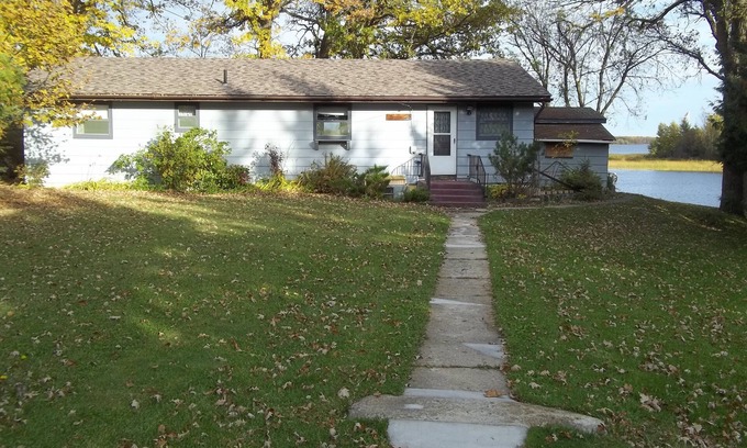 Baudette House | Waterfront Home at Lake of the Woods - Pet Friendly & More!