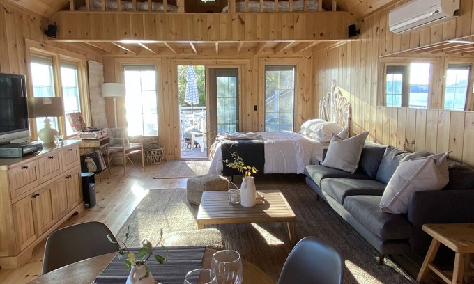 Muskoka Lakes Cabin | Waterfront Lake Rosseau Island Cabin - Boat Access Only!