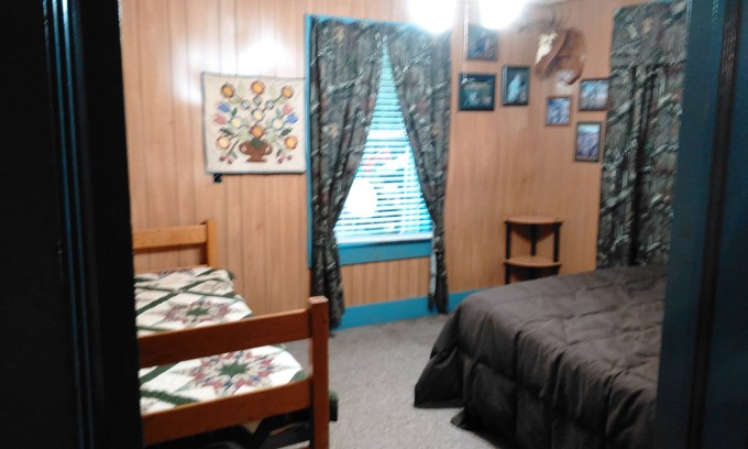 Zavalla Cabin | Explore Lake Sam Rayburn Cabins #1 with Scenic Views