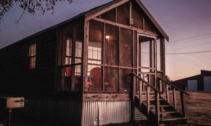 Mead Cabin | Relax at Uncle Sam's Cabin on Lake Texoma