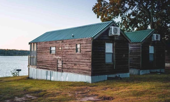 Mead Cabin | Guest Rated: 9.8 - Lake Texoma Cedar Cabin with Views