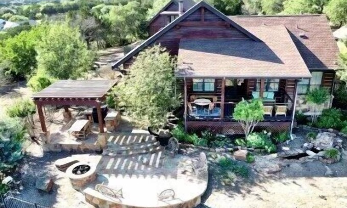 Leander Cabin | Exquisite Lake Travis Cabin with Pool and Scenic Views