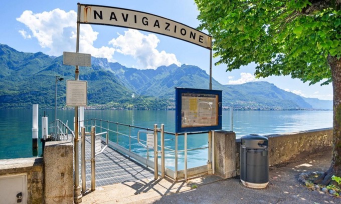 Vassena Apartment | Relaxing Lake View Apartment with Garden & Free WiFi