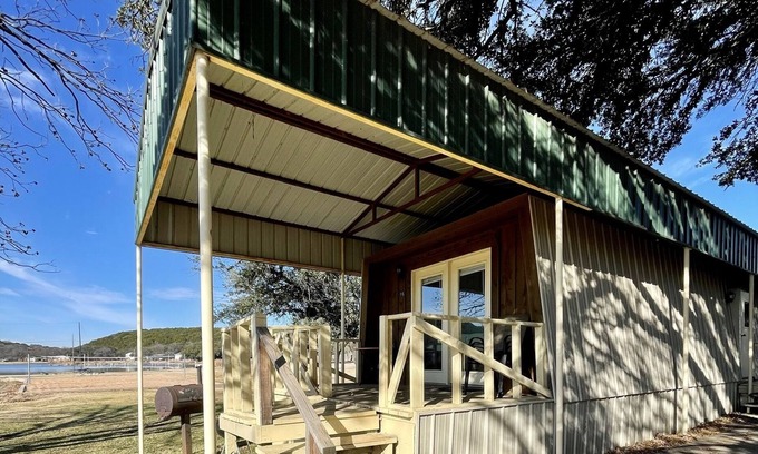 Graham Cabin | Serene Lake View Cabin #16 with Breakfast & Pet-Friendly Stay