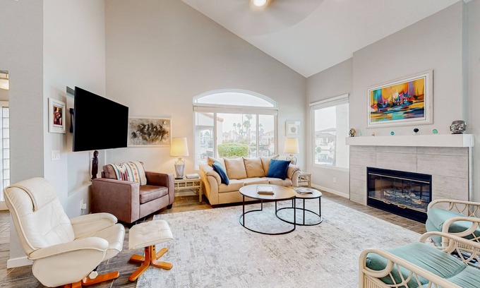 Townhomes On Coral Reef House | Relaxing Lake View Retreat with Pool and Family Amenities