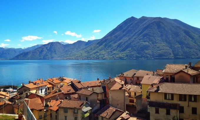 Argegno Apartment | Scenic Lake View Gateway - Your Ideal Como Retreat