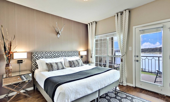 Highland Lake Estates Condo | Scenic Lake View Condo with Pool and Hot Tub Access
