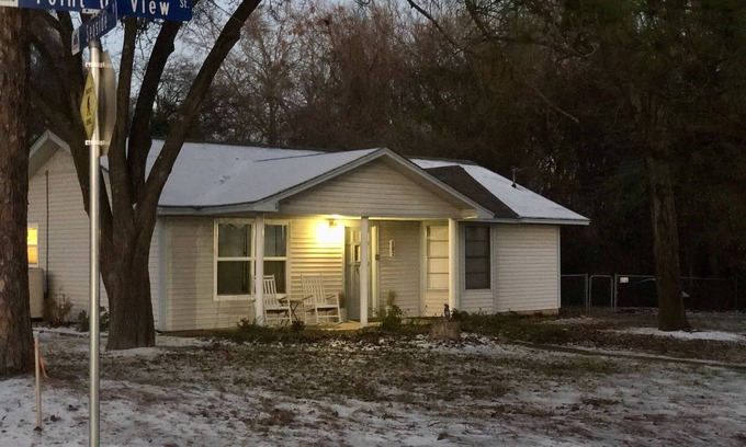 Cedar Creek Reservoir House | Discover Lake View Point at Cedar Creek Reservoir