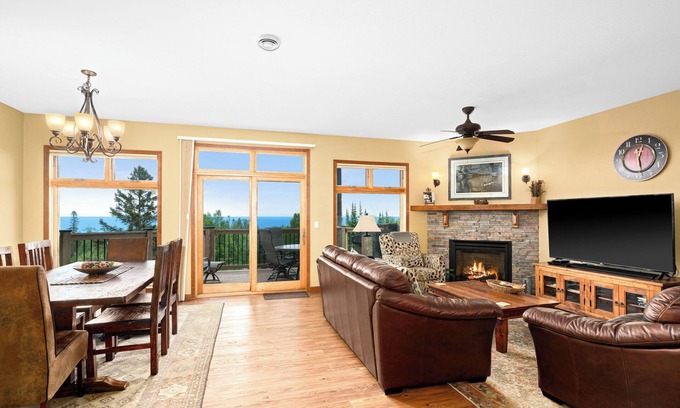 Lutsen House | Scenic Lake Views with Spa and Easy Access to Trails