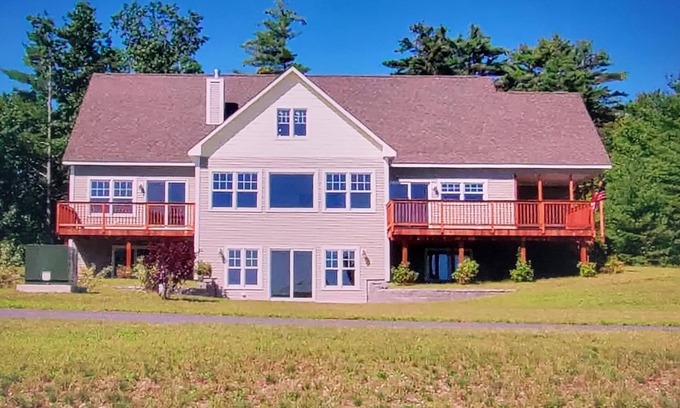 Laconia House | Perfect Retreat on Lake Winnipesaukee with Hot Tub & Dock