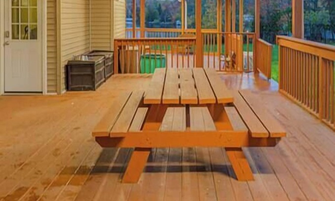 White Lake House | Lakefront 10BR Retreat w/Sauna