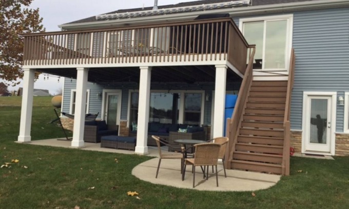 Frontier House | Scenic Lakefront Retreat with Pool & Spa - Sleeps 15