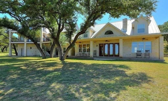 Burnet House | Lakefront 6BR Retreat w Dock & Game Room