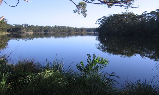 Lake Tabourie House | Lakefront Beach House: Guest Rated 9.8 with Ocean View