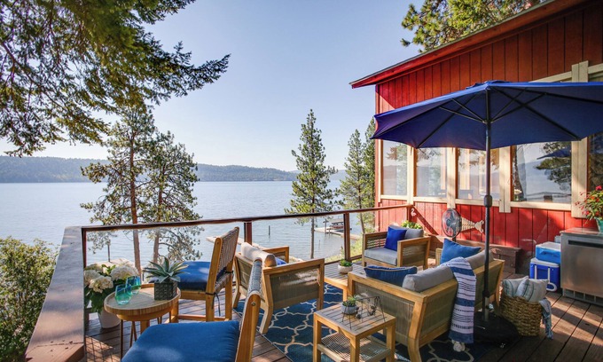 Rockford Bay Cabin | Lakefront Retreat: Guest Rated 10/10 Cabin with Dock