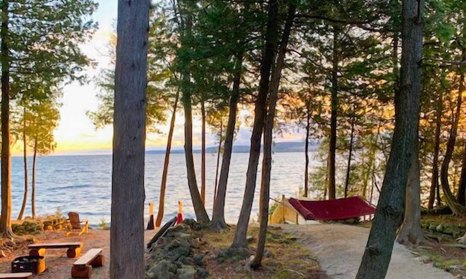 Idlewild Cabin | Lakefront Retreat: Fish, Kayak & Enjoy Game Room Fun!
