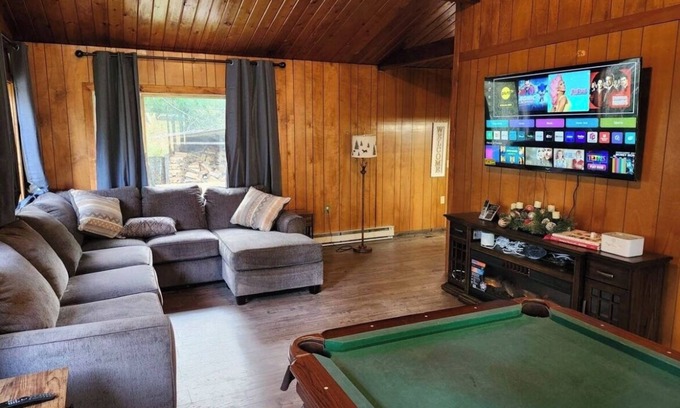 Douglas County Cabin | Lakefront Cabin Retreat with Breakfast and Pet-Friendly Perks