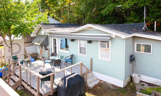Hammondsport Cottage | Serene Lakefront Cottage with Private Dock and Decks