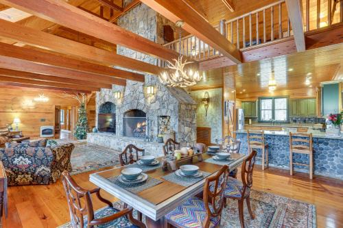 Mentone House | Beautiful Lakefront Mentone Home with Game Room & Hot Tub!