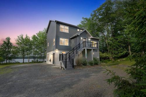 Gouldsboro House | Scenic Lakefront Family Home with Fishing Dock & Kayaks