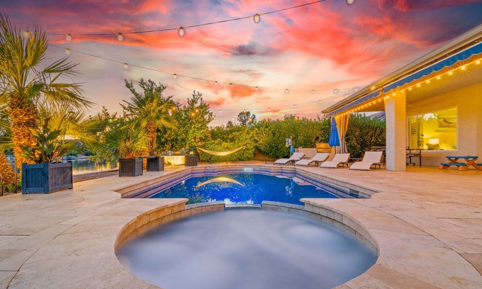 Chandler House | Lakefront Retreat with Heated Pool, Spa & Kayaking Fun