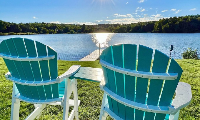 Barnstead House | Lakefront Retreat: Game Room, Kayaks & Firepit Fun