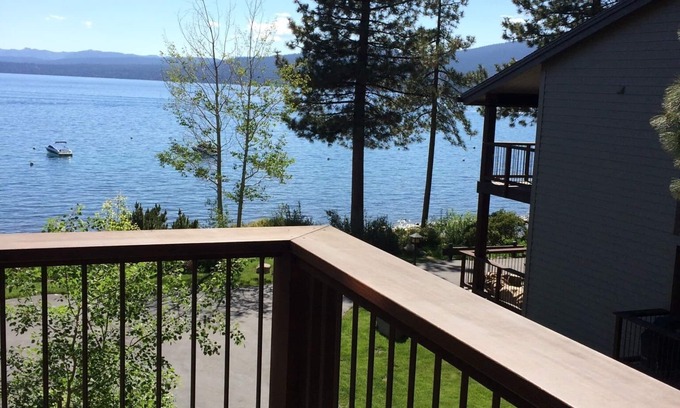 Brockway Condo | Scenic Brockway Springs Condo with Lake Views & Spa