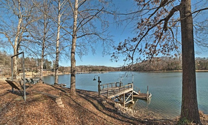 Harrison House | Relaxing Holiday Homes with Pool & Spa in Ooltewah, TN