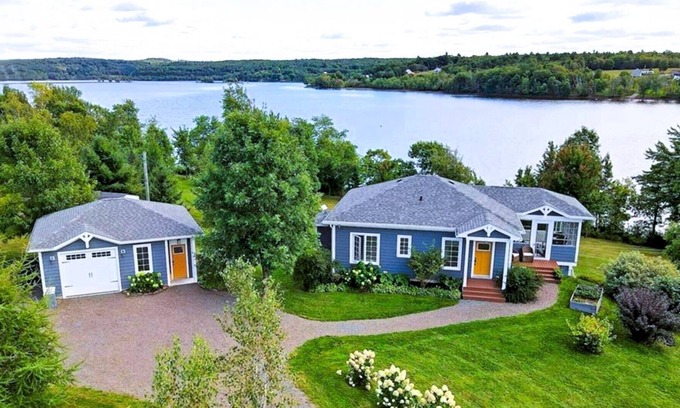 Springfield House | Lakefront Home on Washademoak Lake with Dock and 255 ft of Water Frontage.