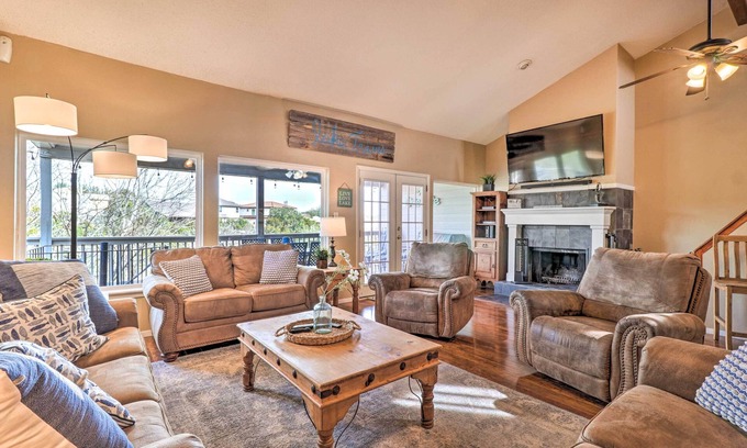 Point Venture House | Idyllic Lakefront Home with Golf Access & Pool Amenities