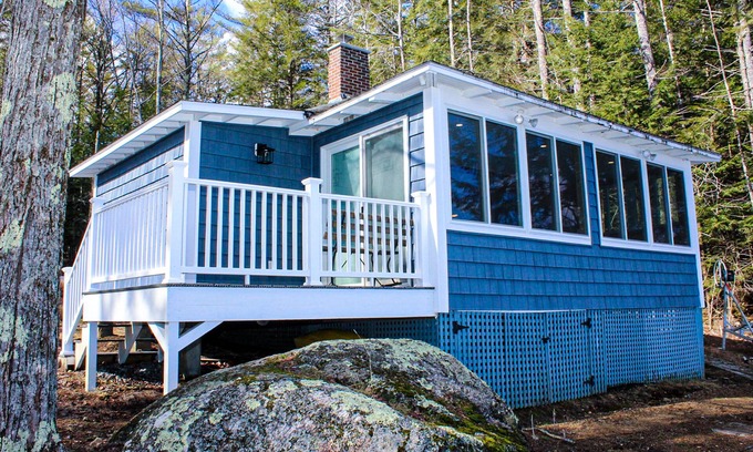 Laconia Cottage | Lakefront Haven: Deck, WiFi, Dock & Golf Nearby