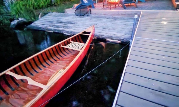 Gouldsboro House | Exquisite LakeFront Retreat with Hot Tub & Canoes