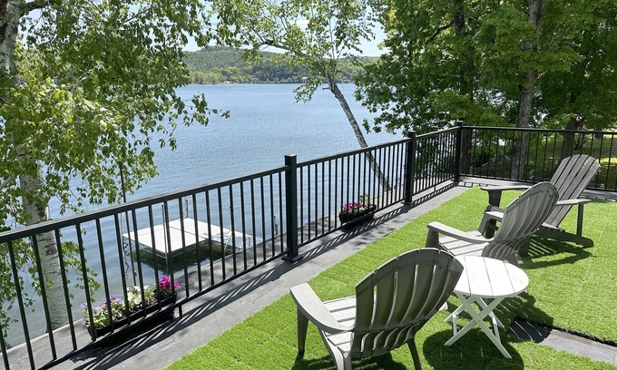 Crystal Beach House | Lakefront House with Kayaks, Dock & Perfect 10 Rating