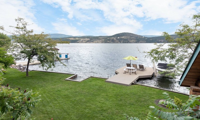 Central Okanagan House | Lakefront Family Retreat with Ocean and Lake Views