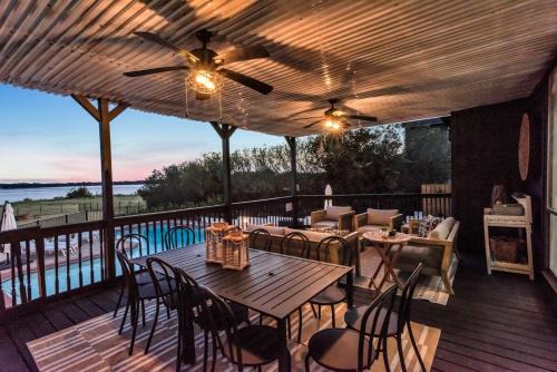 Rowlett Villa | Lake Front Villa: Private Pool & Jacuzzi, Rated 10/10