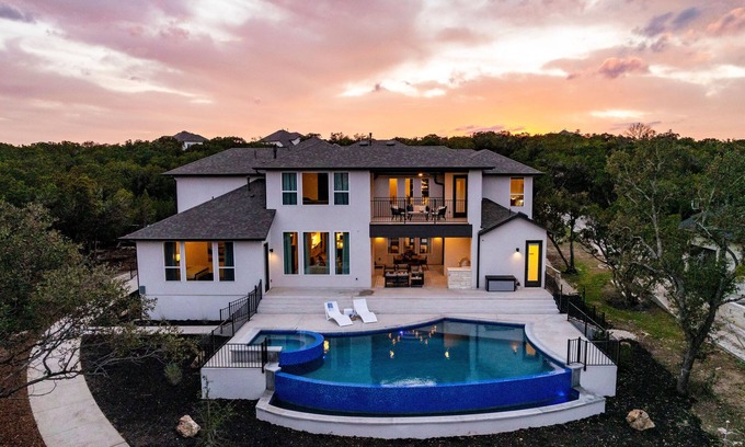 Jonestown House | Discover Lakeside Bliss: 5-Bedroom Retreat with Pool