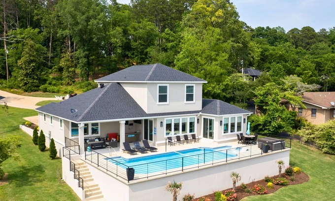 Hot Springs House | Lakefront Escape with Pool, Hot Tub & 10/10 Guest Rating