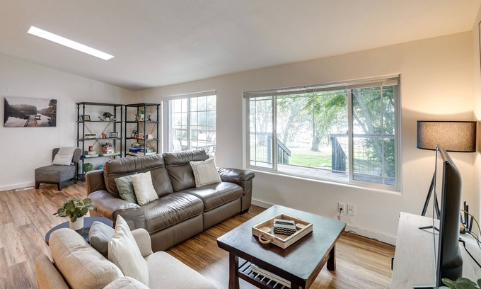 Clear Lake House | Lakefront Mount Vernon Home with Private Dock & Spa Access