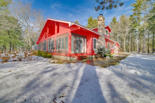 Oscoda House | Lakefront Oscoda Getaway: Fire Pit & Pet Friendly Haven