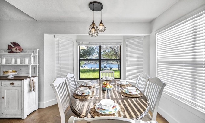 Marble Falls House | Lakefront Retreat with Firepit and Family-Friendly Amenities