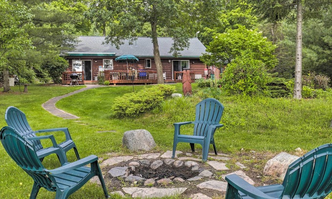 Phelps Cottage | Idyllic Lakefront Phelps Cottage with Private Boat Dock