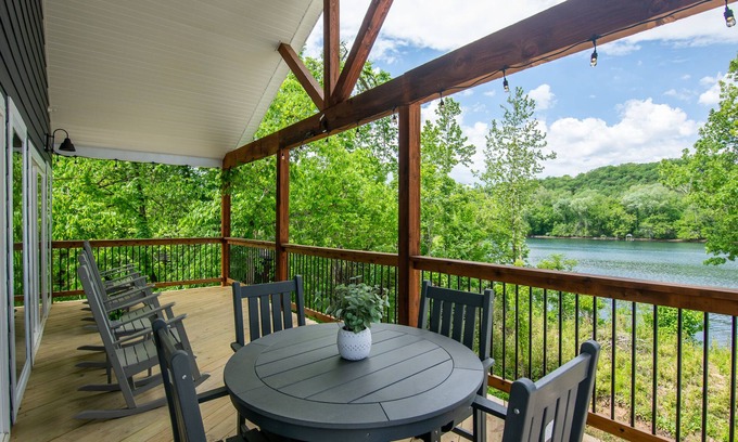 Branson House | Lakefront Retreat with Private Hot Tub & Amazing Views