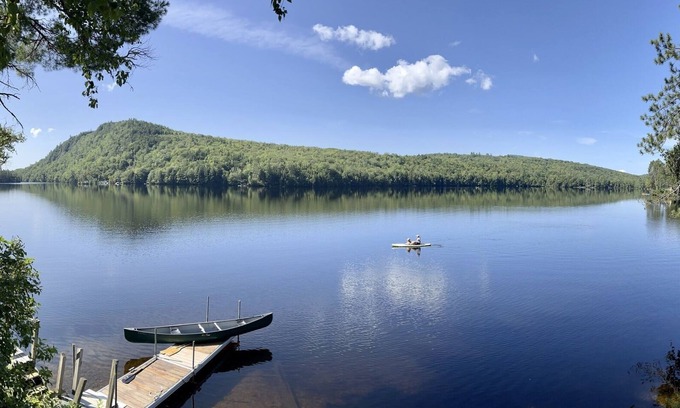 Bryant Pond House | Scenic Lakefront Ski House Near Sunday River and Mt. Abram
