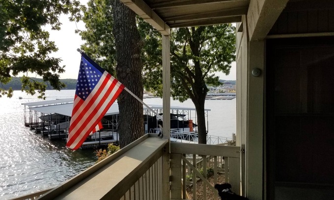 Osage Beach Condo | Beautiful Osage Beach Condo with Lake Views Near Margaritaville